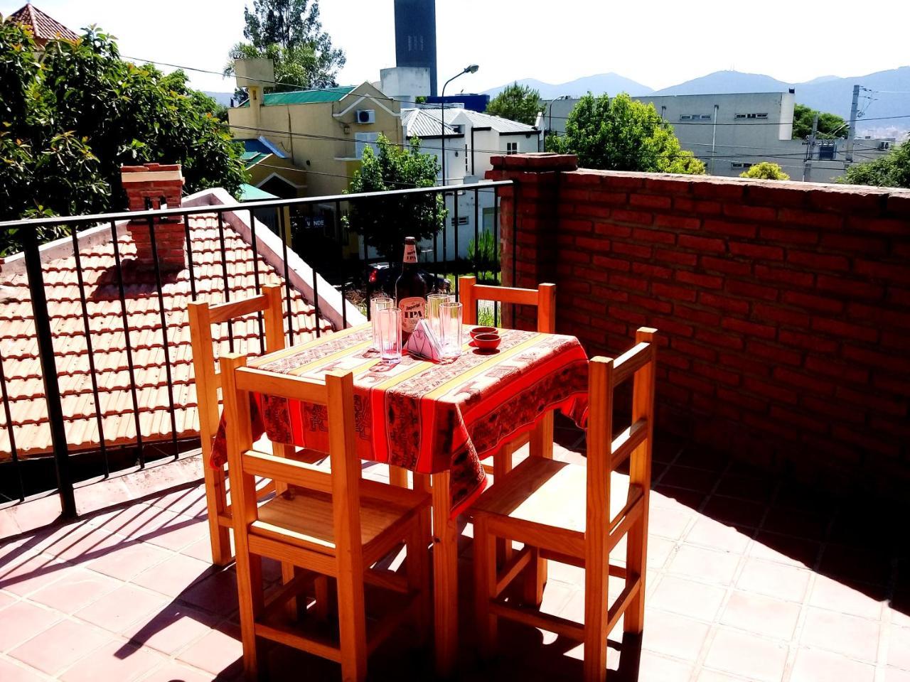 Hostal La Posada De Gervasio Salta Esterno foto